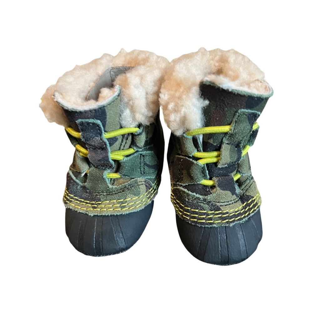 Sorel infant size 3 caribootie New without box.